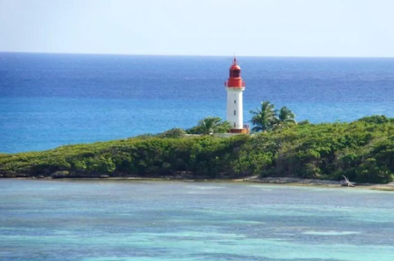 Maison De 3 Chambres A Le Gosier Avec Terrasse Amenagee A 7 Km De La Plage Guadeloupe