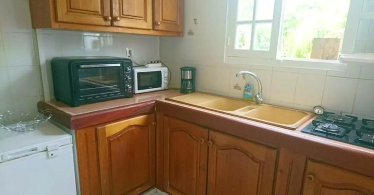 Maison De 3 Chambres A Le Gosier Avec Terrasse Amenagee A 7 Km De La Plage בית נופש לה גוסייר
